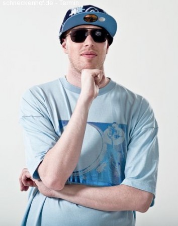 DJ Dynamite ( Dynamite Deluxe) Werbeplakat