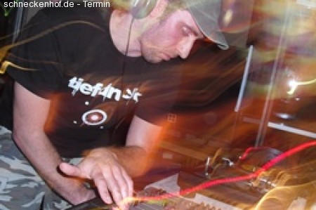 Subbass Dubstep Xmas Werbeplakat