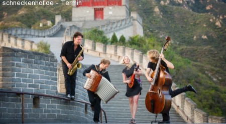 Quadro Nuevo Werbeplakat